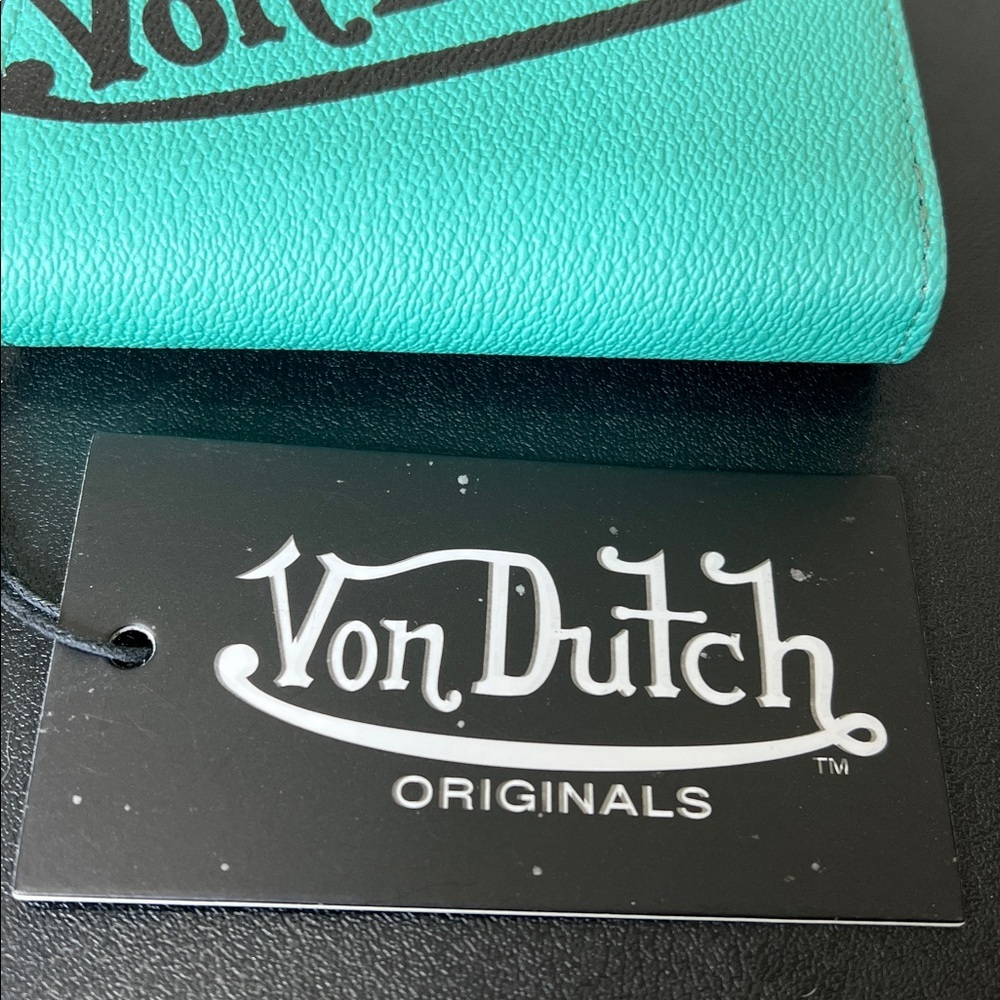 Von Dutch | Classic Style Vegan Leather Wallet in Turquoise - Picture 2 of 8
